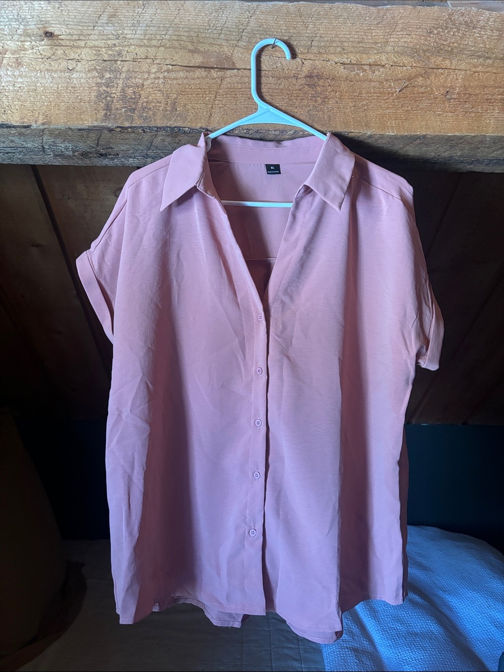 SHEIN Women’s Short-Sleeve Button-Up Blouse in Dusty Pink